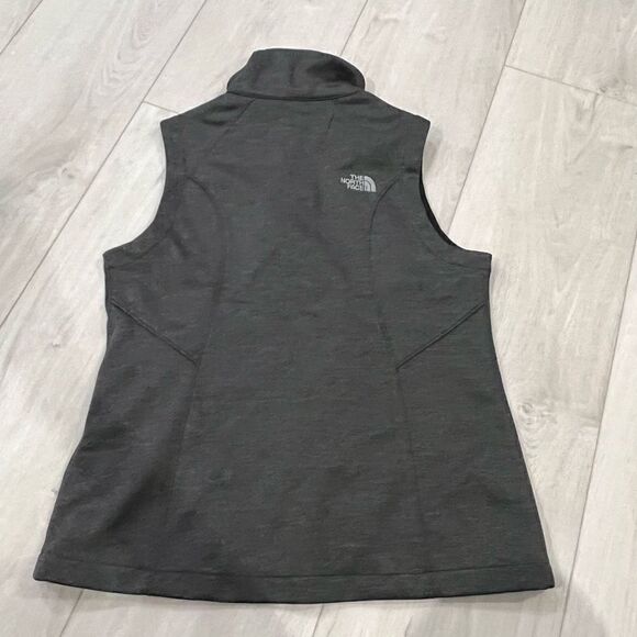 The North Face Ladies
Ridgewall Soft Shell Vest size m - Picture 2 of 6